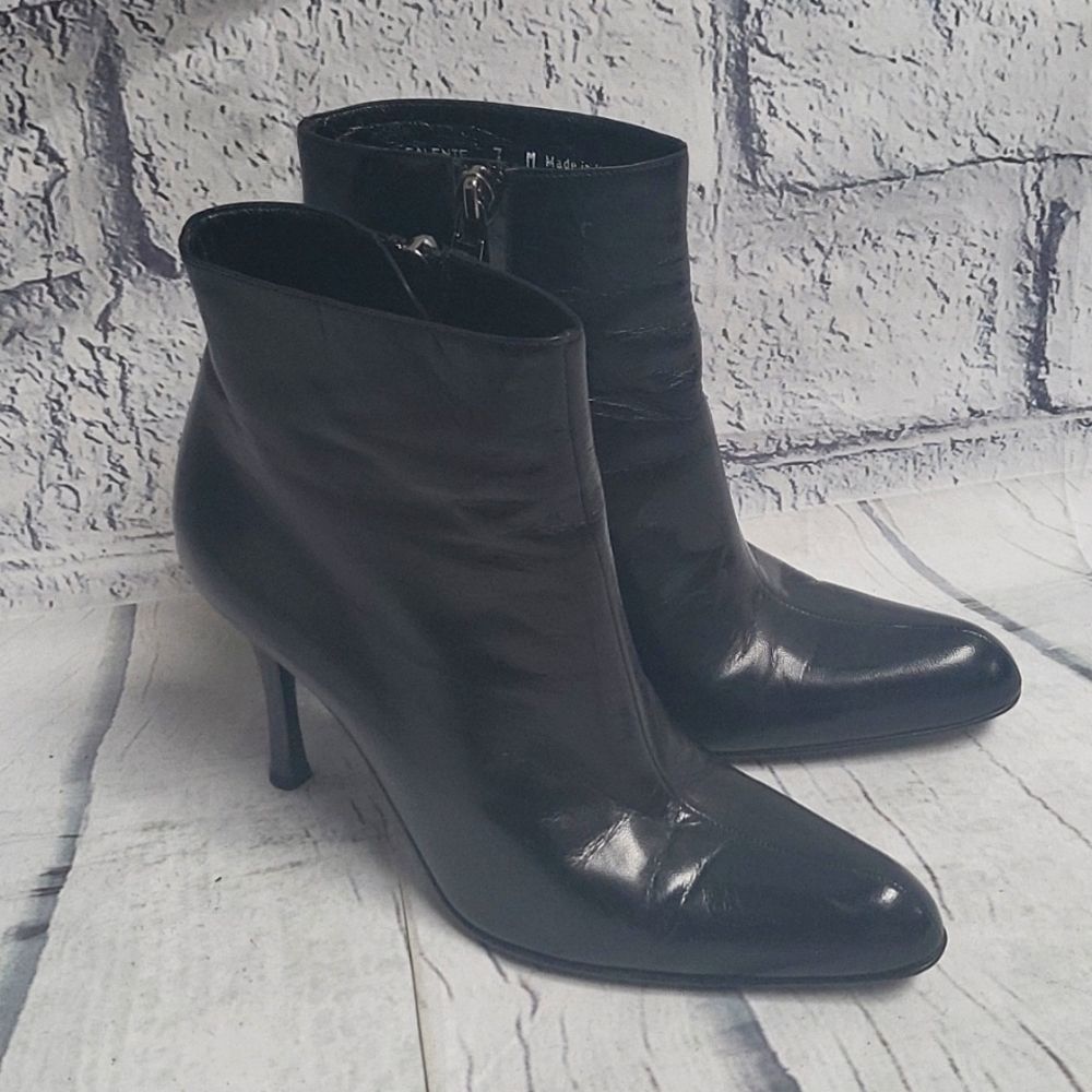 BALLY Salente Black Leather Side Zip Stiletto Ankle Boots